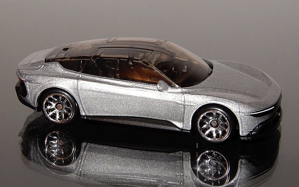 DeLorean Alpha5