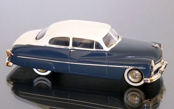 Mercury 8 Club Coupe