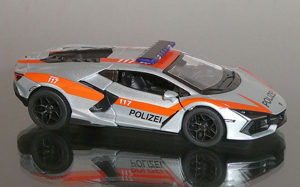 Lamborghini Revuelto